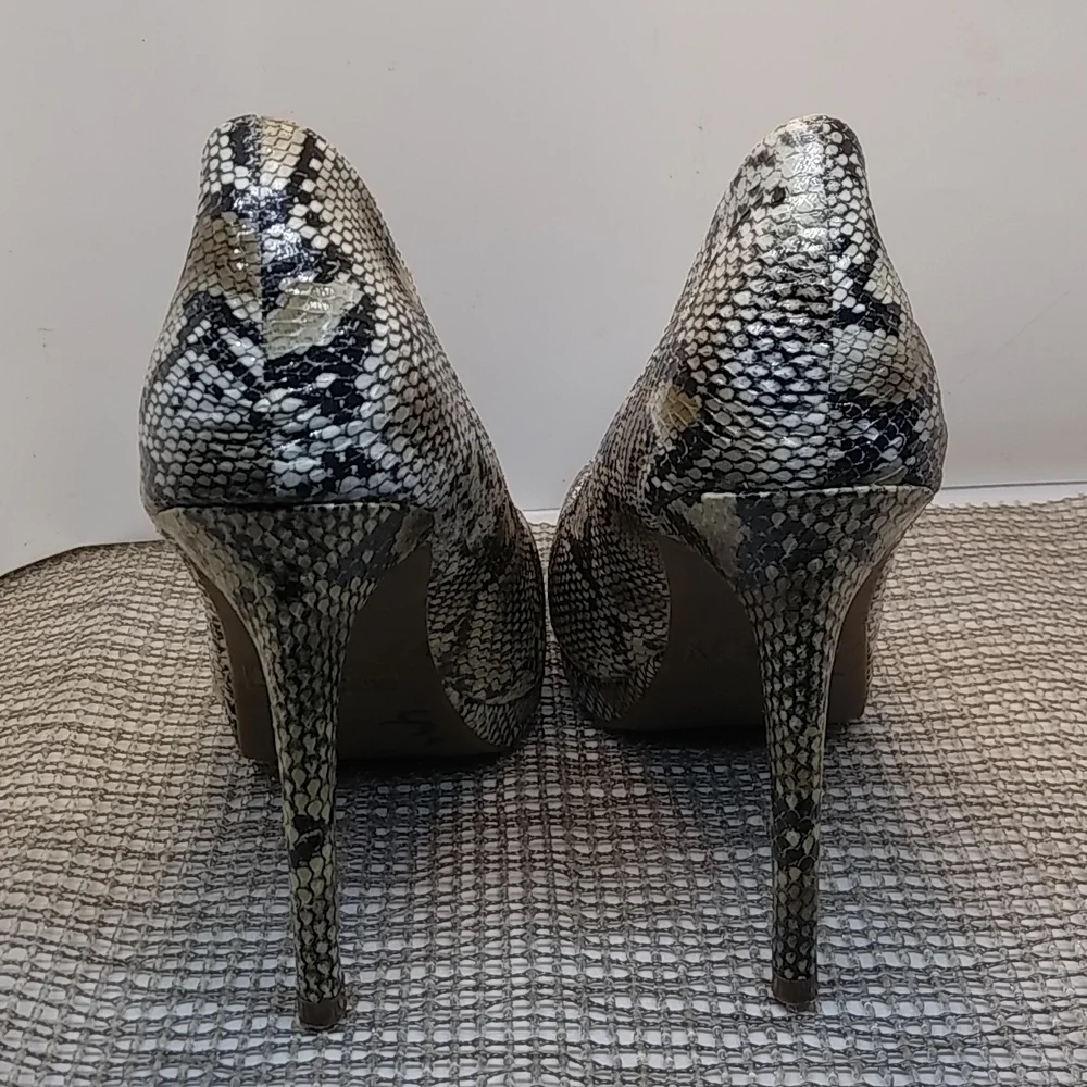 REPORT STILETTOS - Picture 6 of 10